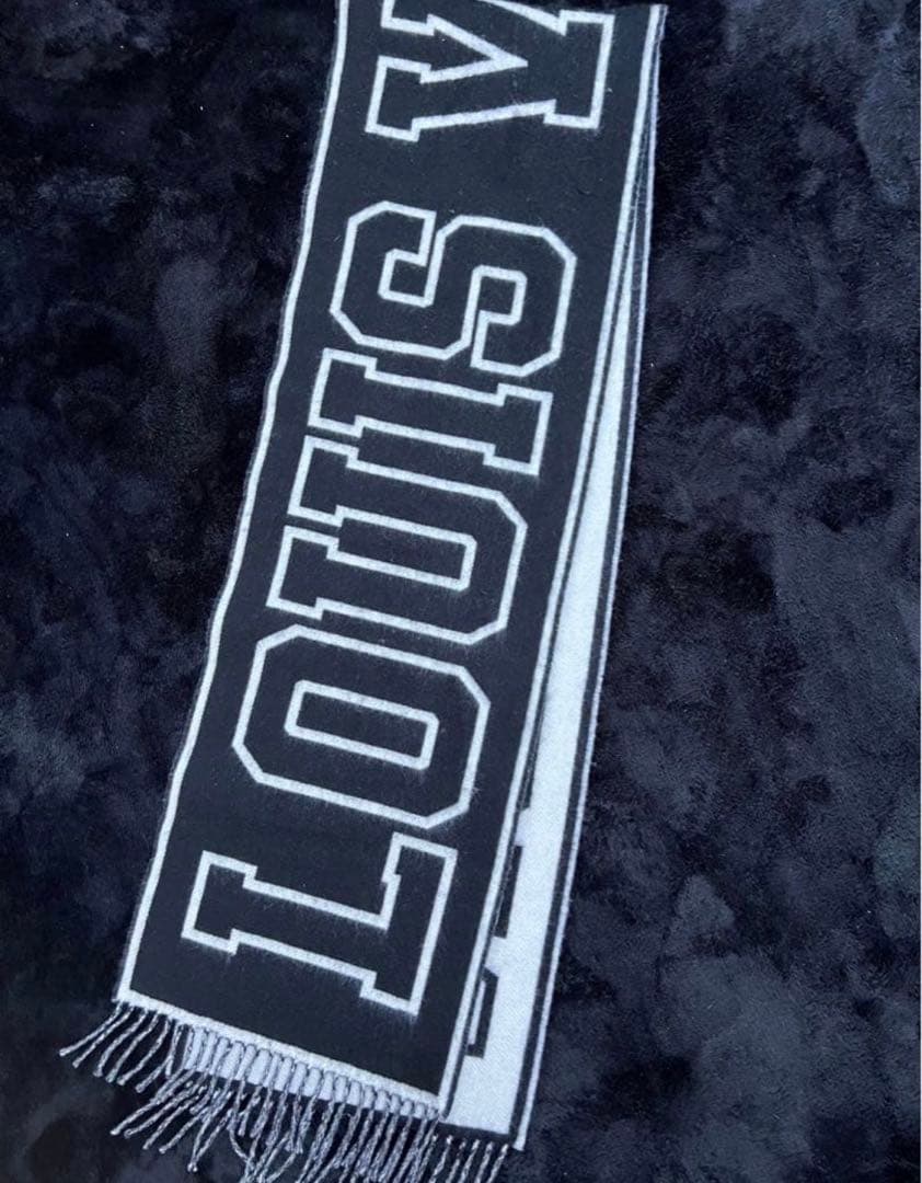 ルイヴィトンマフラー正規品クリーニング済LVガレッジロゴ