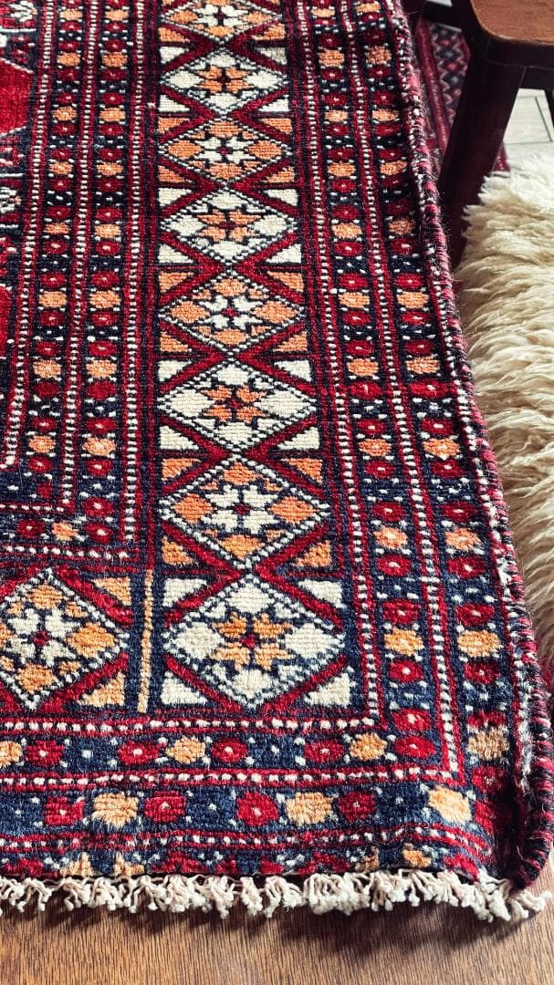 【月末セール】 115×72アフガニスタントルクメン手織りヴィンテージラグギュル