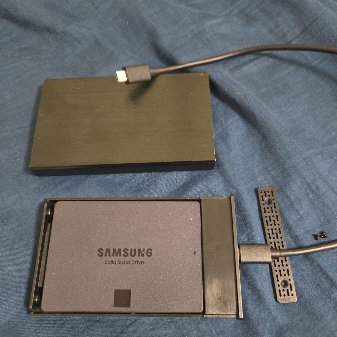 ※お値下げ可 Samsung 8TB 内蔵SSD 2.5インチ「870 QVO」