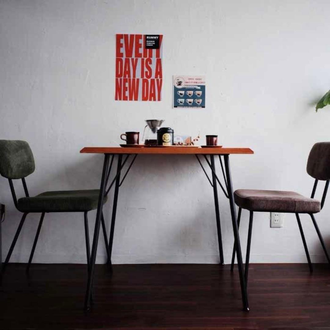 RUMMY⭐︎天然木のダイニングテーブル