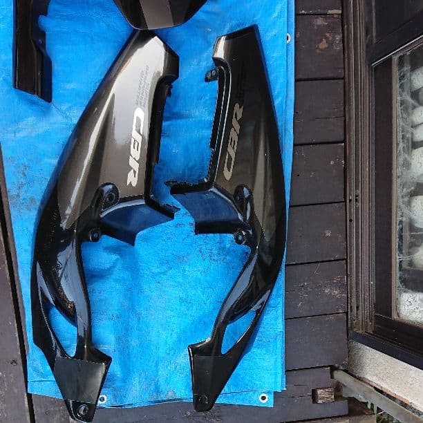 MC22 CBR250RR 純正カウル