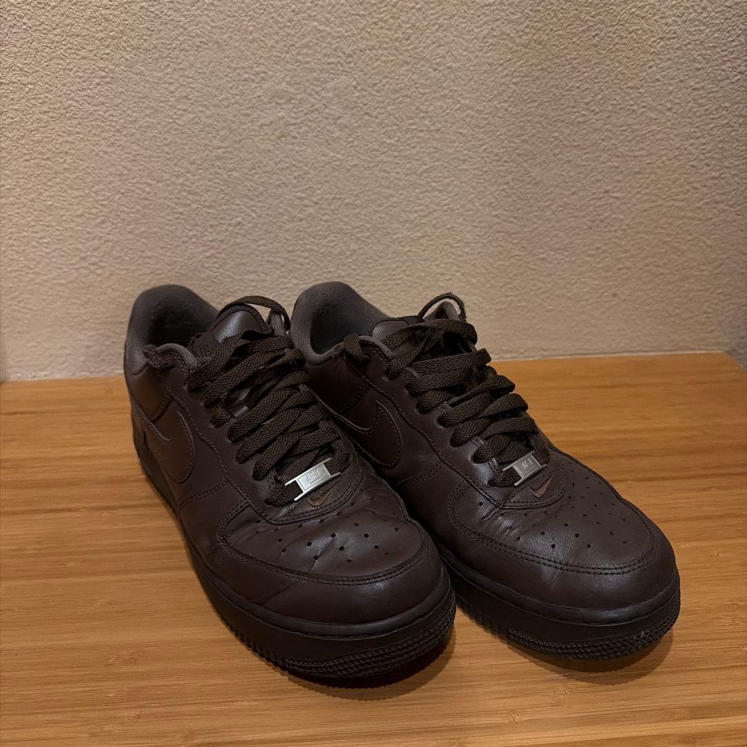 Nike Air Force 1 Supreme ダークブラウン