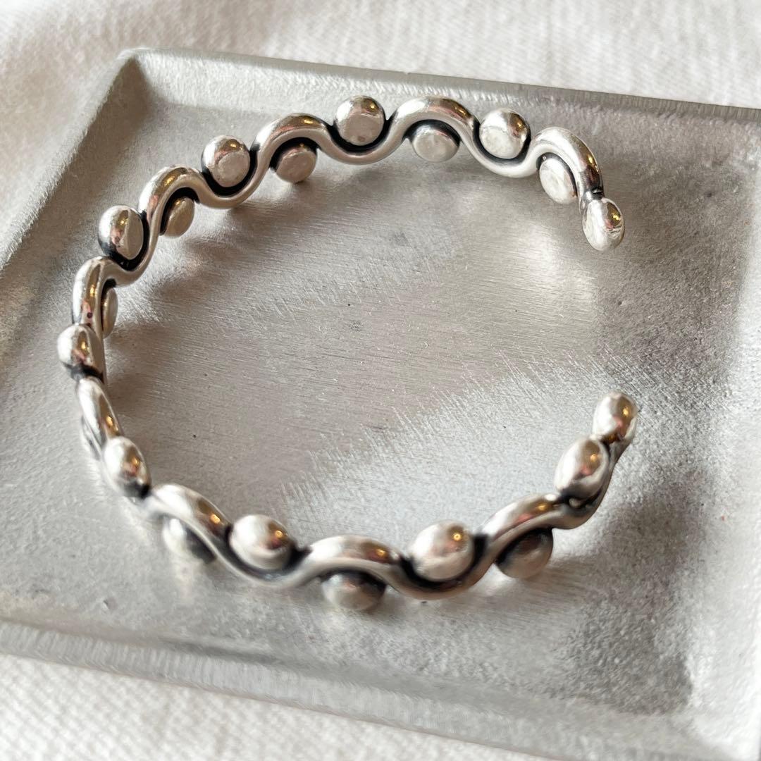 カレンシルバー バングル ウェーブ 柄 カレン族 シルバー ブレスレット 純銀