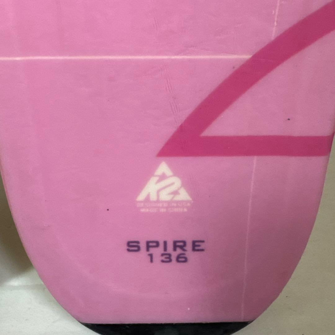 スキー板 ピンクと紫のデザイン　136