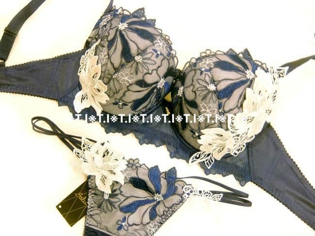 サルート/プラダを着た悪魔　E70＆ソングショーツM　KO　96