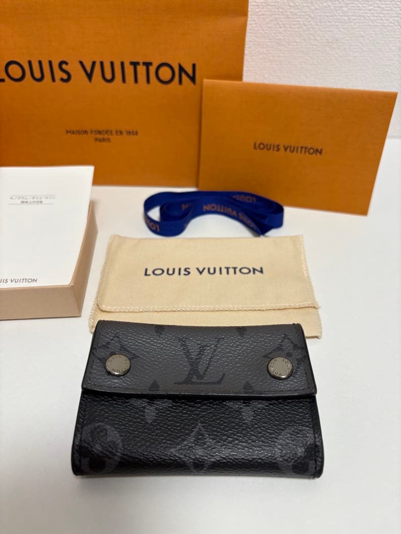 ルイヴィトン ディスカバリーコンパクトウォレット エクリプス