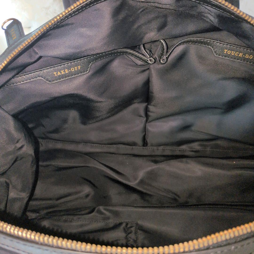 ANYA HINDMARCH アニヤ・ハインドマーチ インフライトバッグ