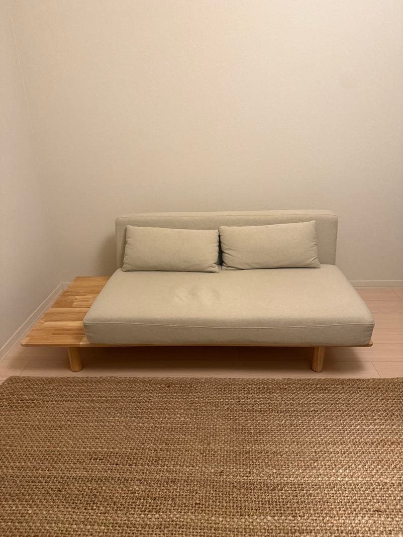 モニカ【Monica】 2人掛けサイドテーブル付きソファ