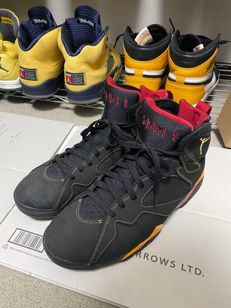 靴 Nike Air Jordan 7 Retro \