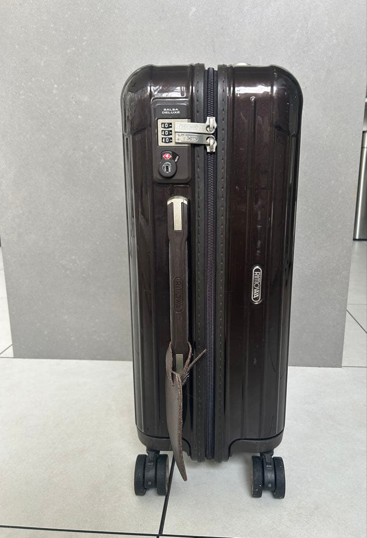【メル様】RIMOWAサルサデラックス４輪_32㍑（チョコブラウン）機内持込可