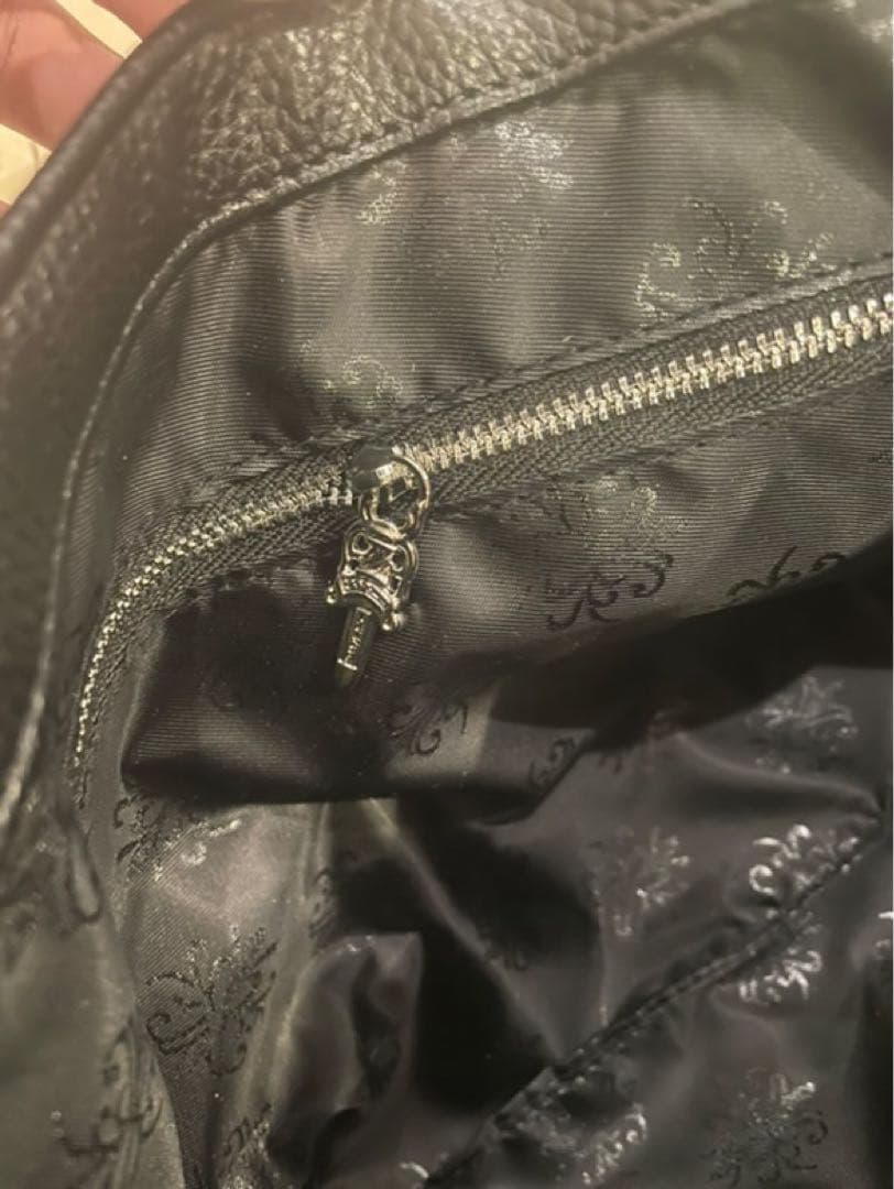 【あたし】スリーセメタリー　クロス　トートバッグ　黒