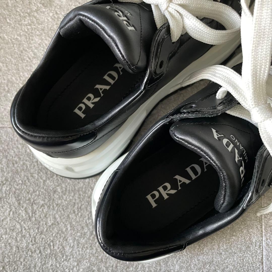 極美品★プラダ　Prax01 スニーカー　トライアングルロゴ　レディース　35