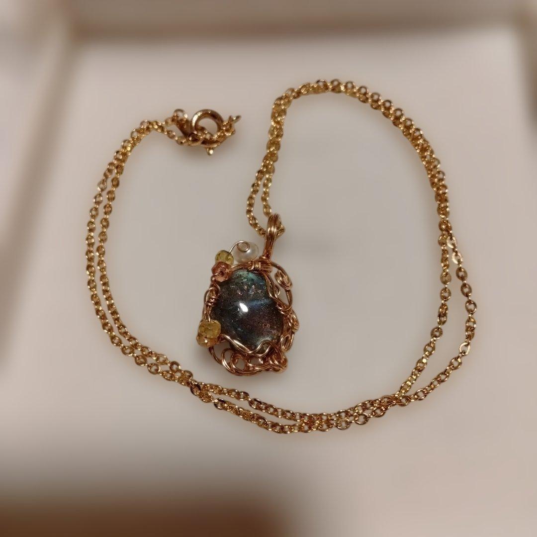 銀河の花かご　ラブラドライトペンダント