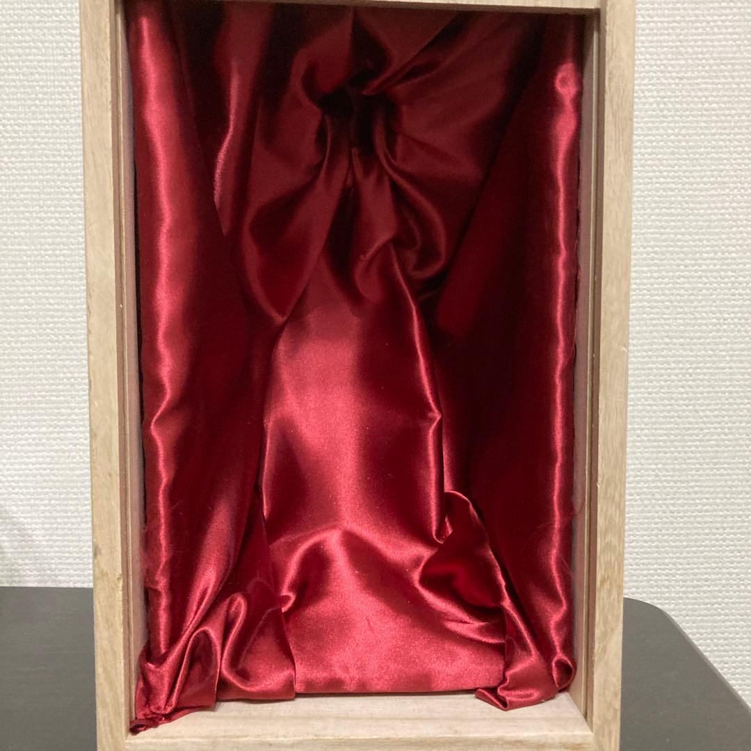 富士山のデザインの日本酒空き瓶 木箱入り