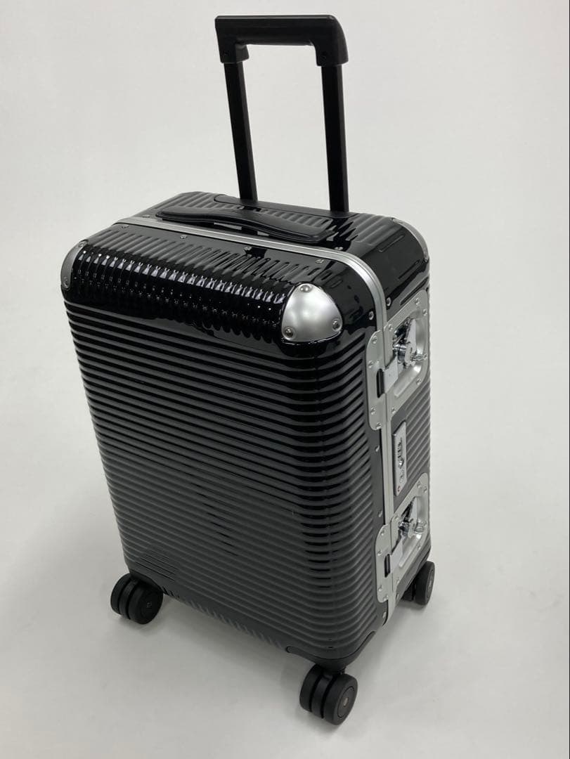 エフピーエムミラノ スーツケース Bank Light Spinner53