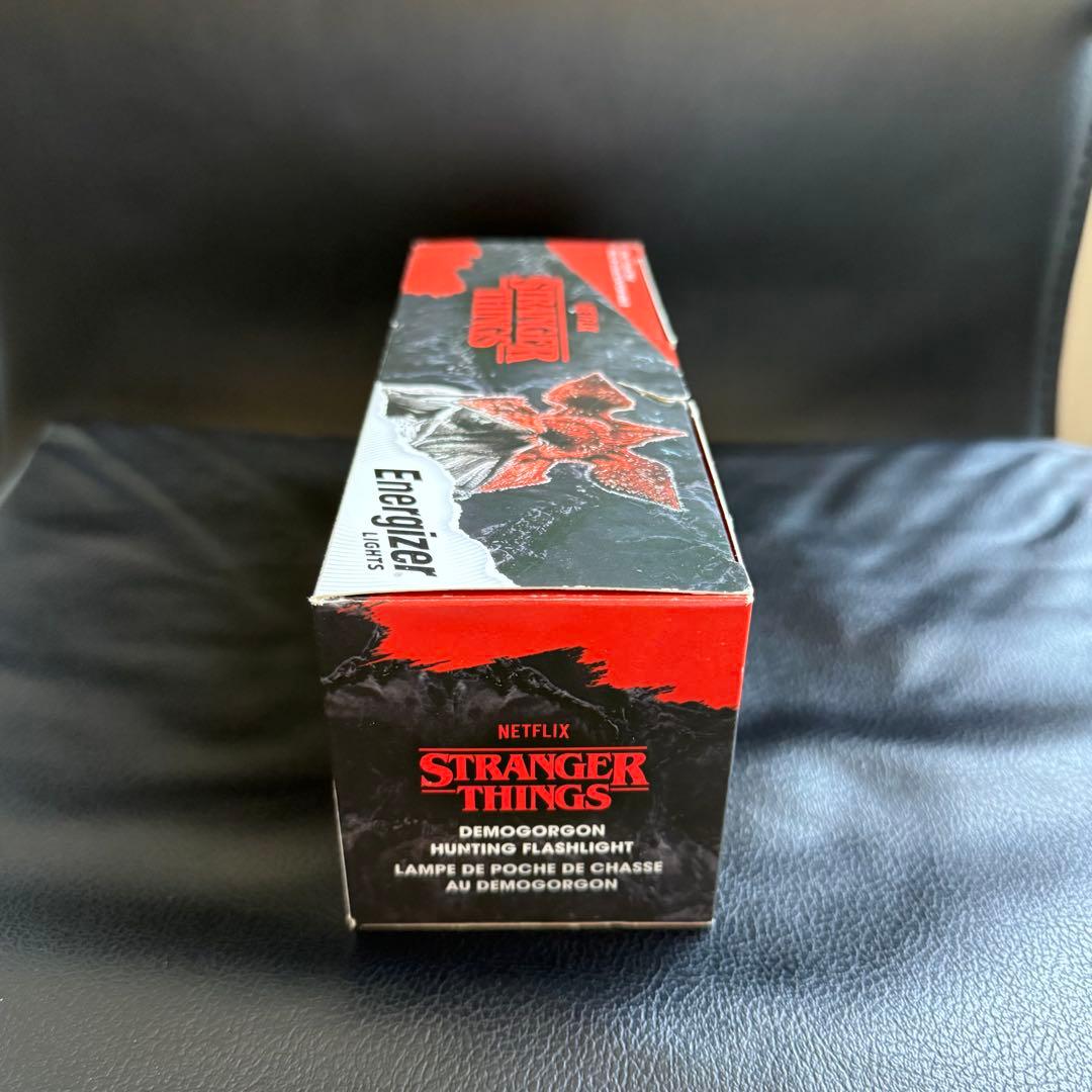 ストレンジャーシングス 懐中電灯 stranger things