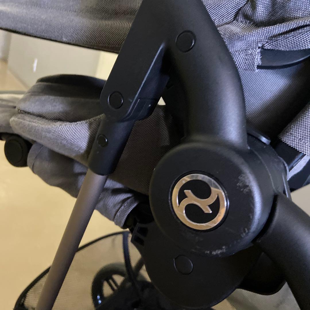 10月31日まで！cybex グレーメリオカーボンベビーカー ！