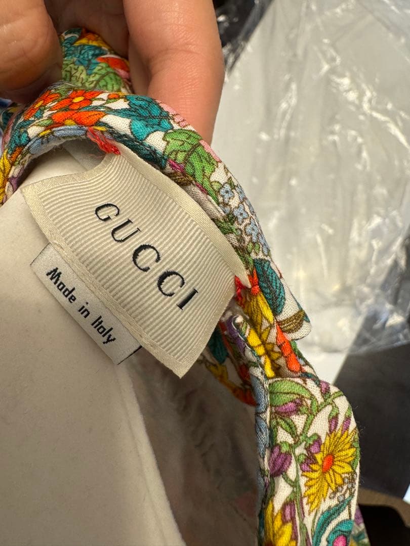 GUCCI 花柄 半袖ワンピース18-24ヶ月
