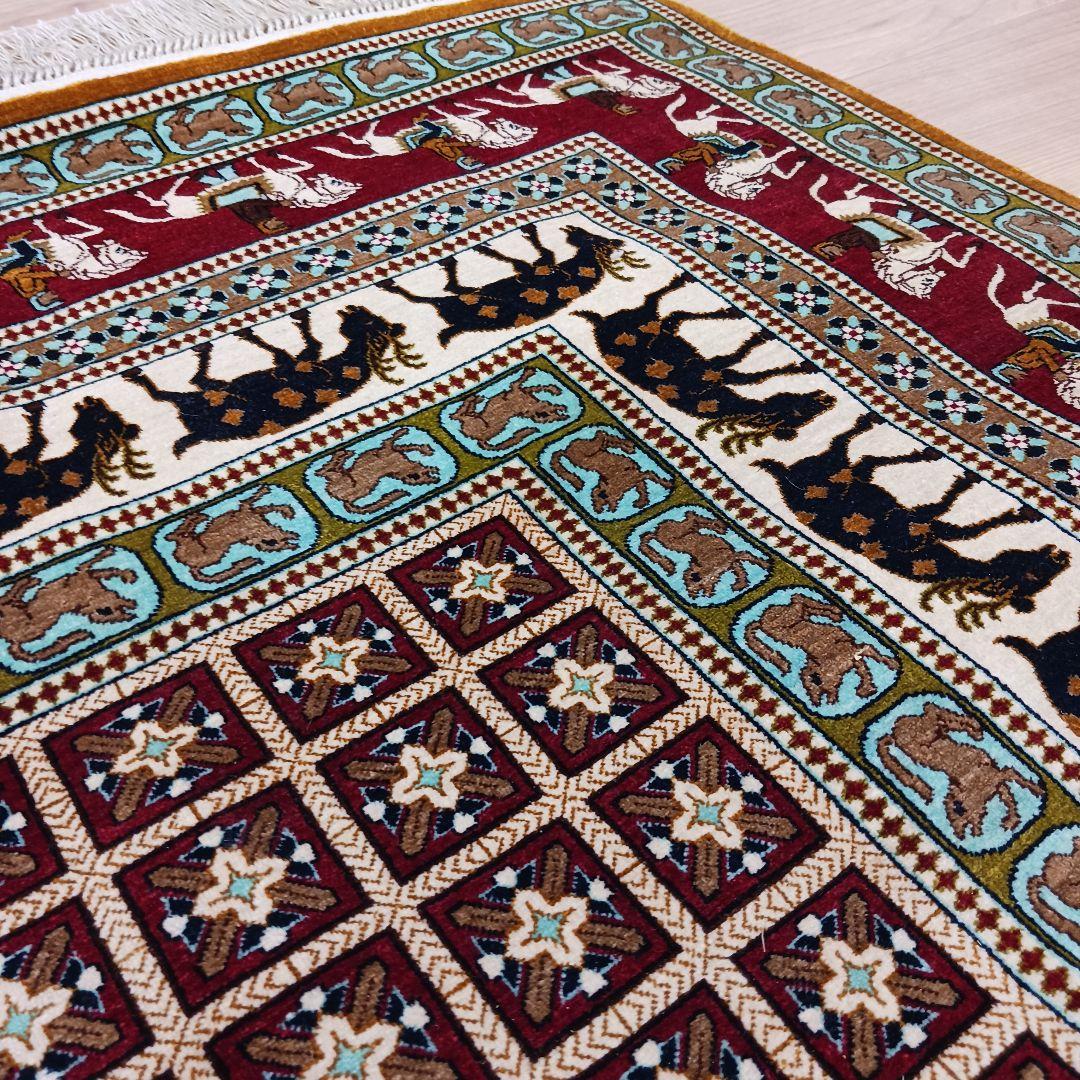 Y3130 ペルシャ絨毯 クム産 パジリク文様 シルク100％ 手織り　ma