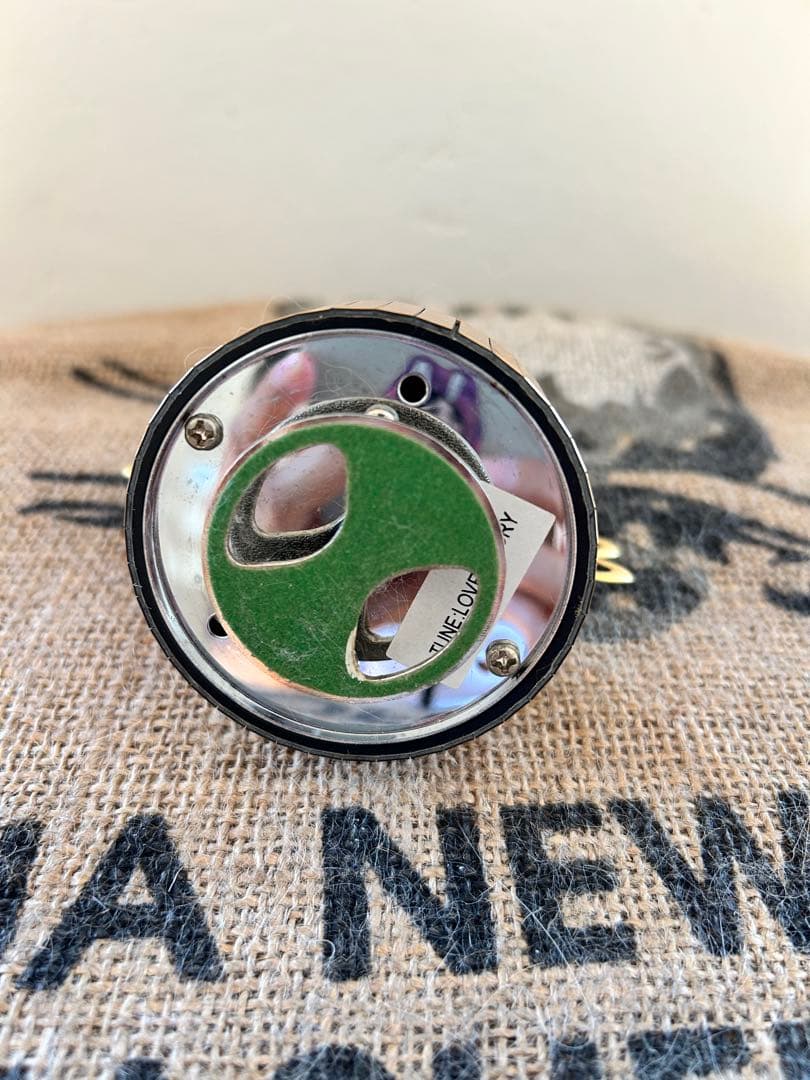 スワロフスキーストーン付孔雀（オルゴール）、キリン、亀、さそりの置物　5点セット