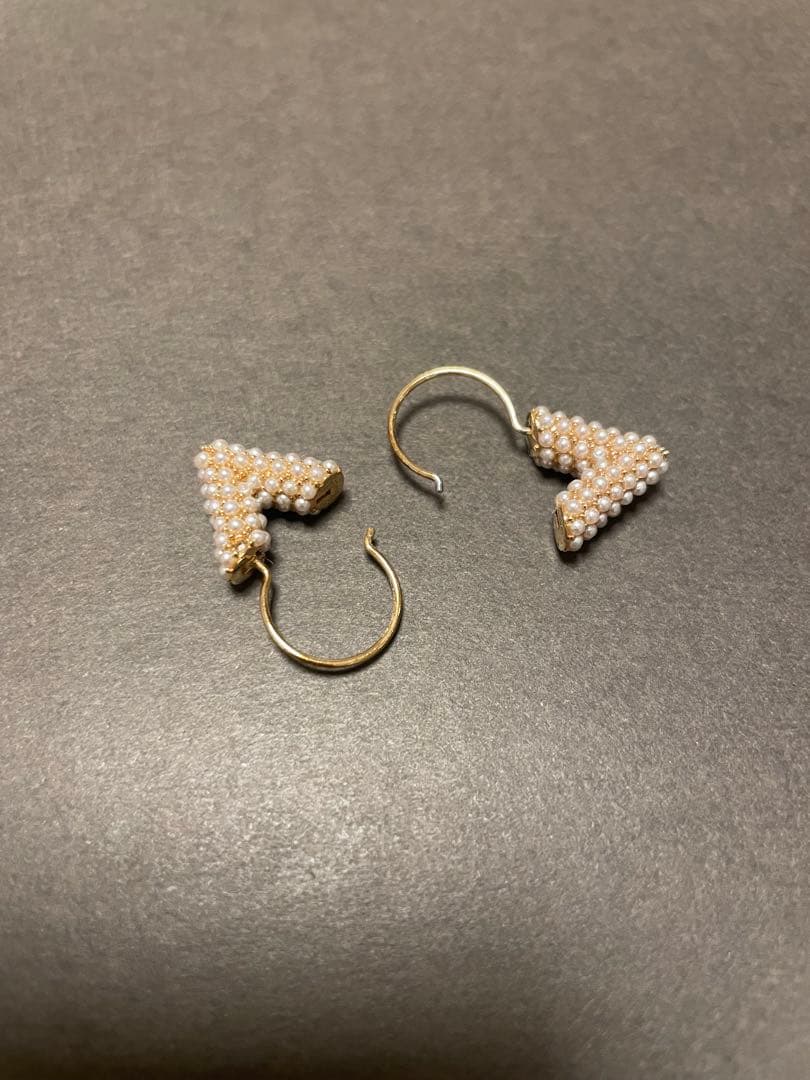 akko　ルイヴィトンvパールピアスネックレスおまとめ2点