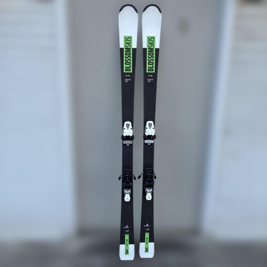 ブロッサム　BLOSSOM スキー板