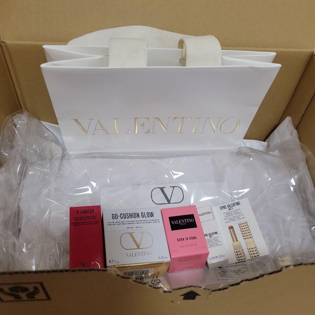 新品未使用　ヴァレンティノ　コスメ
