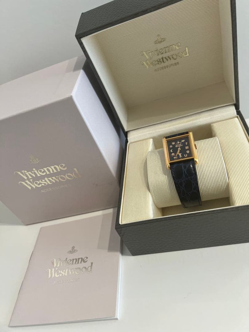 【限定デザイン】viviennewestwood 腕時計 ネイビー