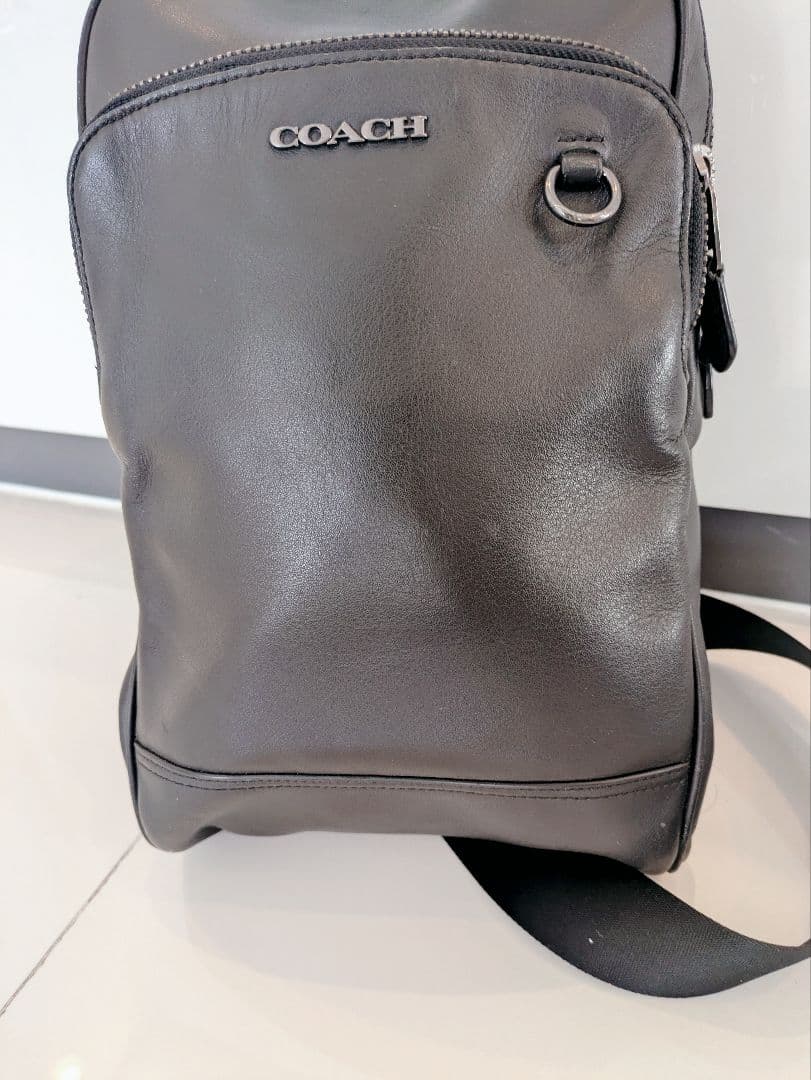 コーチ　COACH　ワンショルダー スリングボディバッグ　グラハム