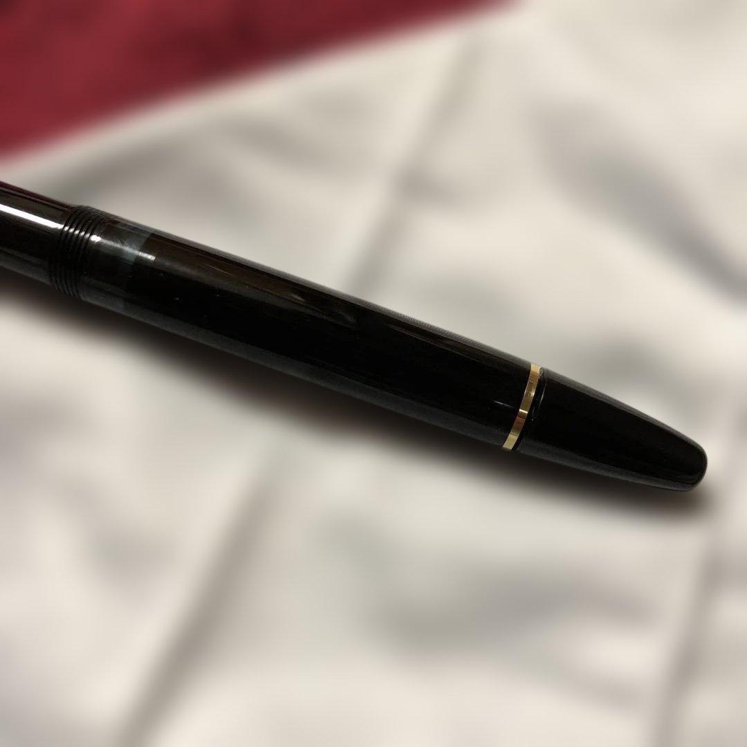 モンブラン　マイスターシュテュック ＮＯ.146 18C ペン先4810の刻印