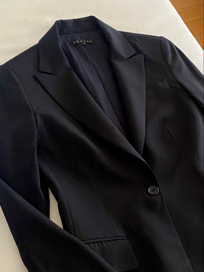 美品 セオリー ネイビーブルー パンツスーツ XS