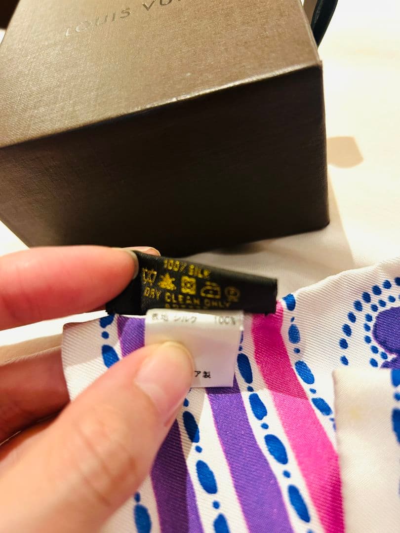 「割引中」LOUIS VUITTON 花柄 シルクスカーフ