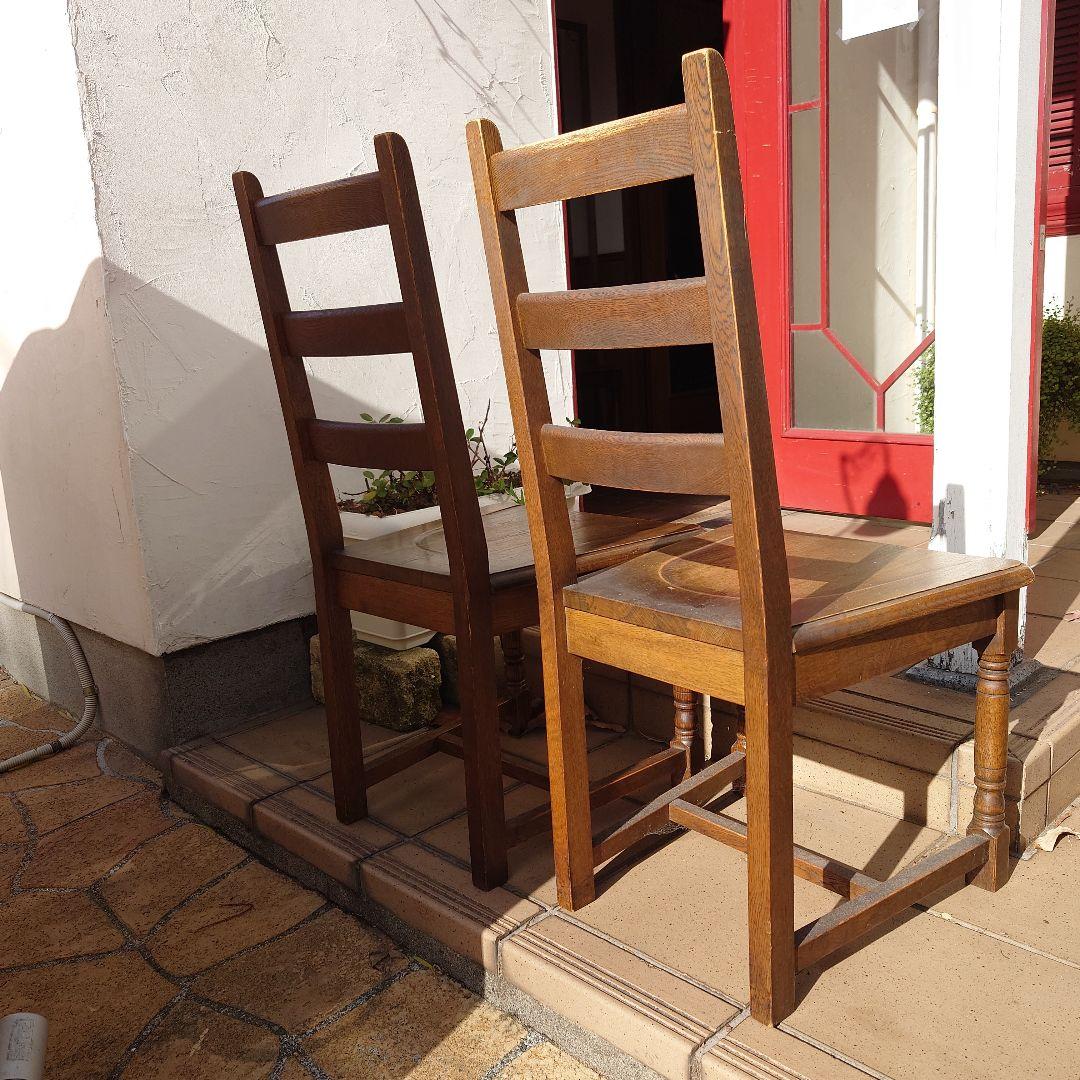 ダックス　木製ブラウンダイニングチェア　椅子2脚　テーブル