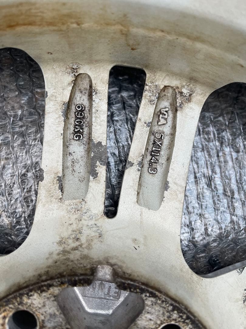 ★★★TOYOスタッドレス205/60R16 92Q 4本タイヤ・ホイールセット