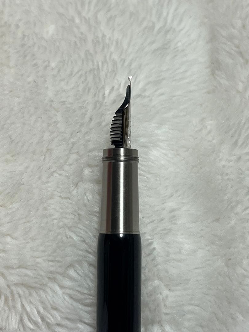 ☆新品未使用 モンブラン 万年筆 ヘリテイジ コレクション スパイダー M☆