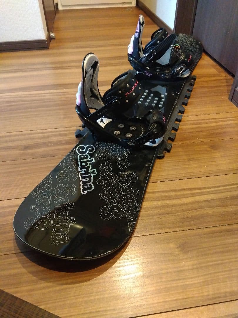 入門・練習用に‼️SABRINA SIS 146 レディーススノーボードセット