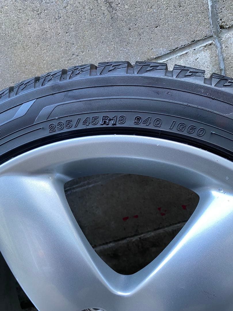 プジョークーペ407純正18インチホイールとスタッドレスタイヤ4本セット