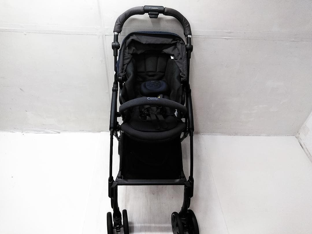 美品 Combi コンビ ラベリタ エッグショック AL 両対面式 ハイシート□