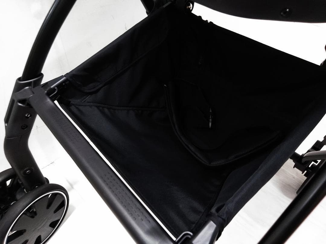 美品 Combi コンビ ラベリタ エッグショック AL 両対面式 ハイシート□