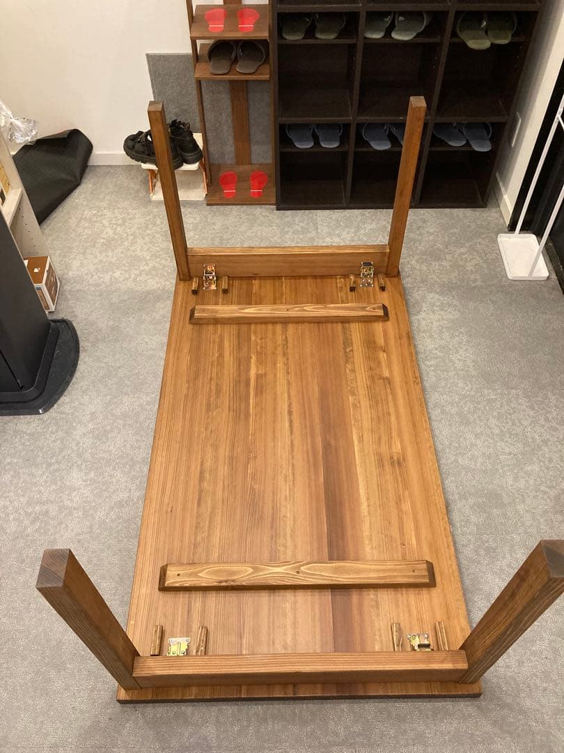 ロ*ん様 木製（杉）ダイニングテーブル