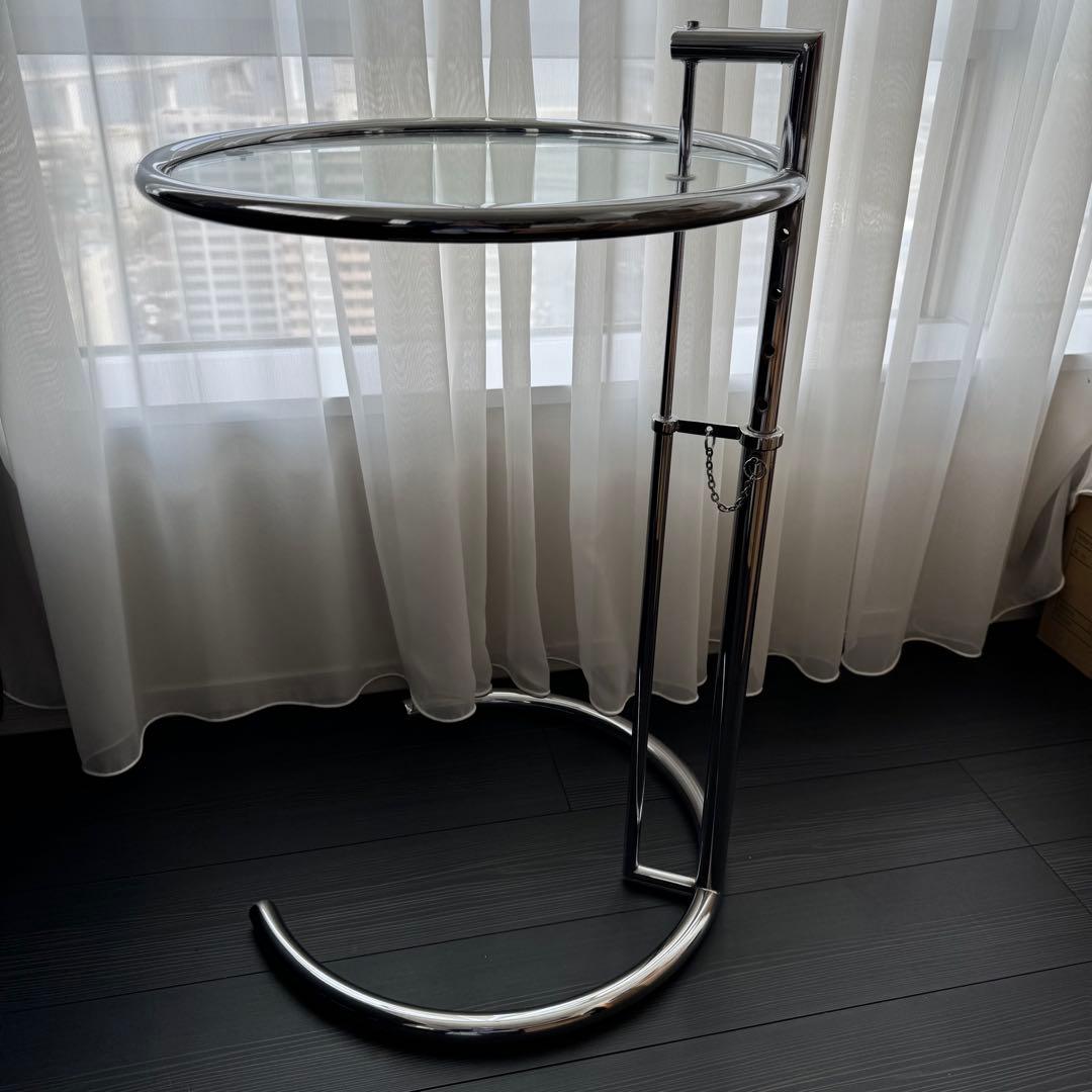 アイリーングレイ　リプロダクト　サイドテーブル