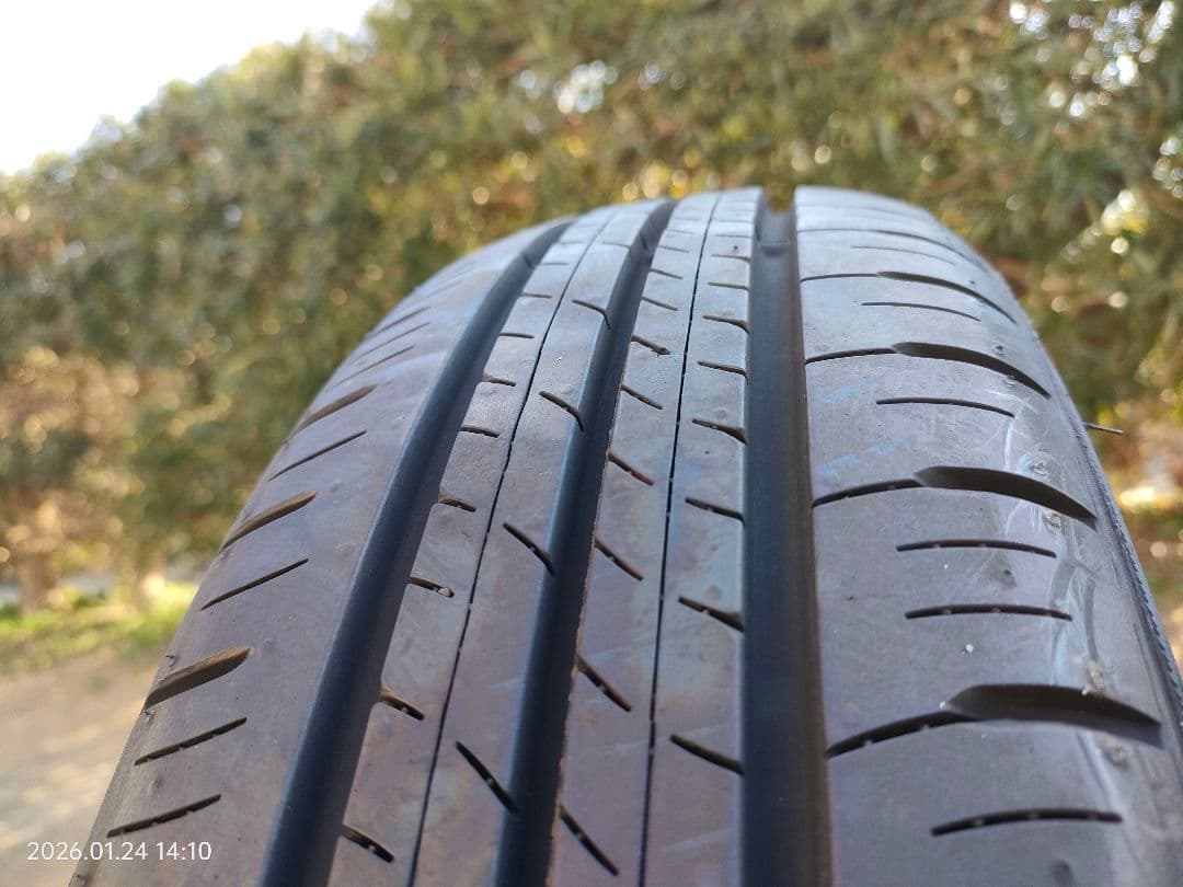 ENASAVE EC300 165/65R14 タイヤ　(直接引取希望です。)