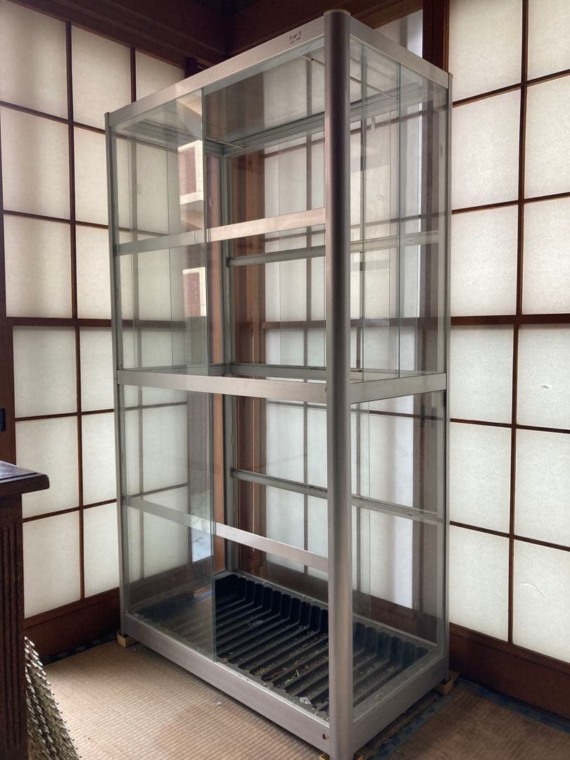 ガラス収納キャビネット　温室棚 サンルーラ　UKD-150R　蘭　栽培