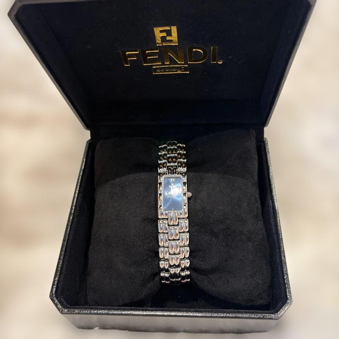 FENDI フェンディ　オロロジ　660L クォーツ　シルバー ブルー