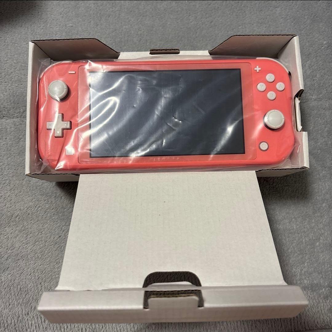 Nintendo Switch Lite スイッチライト　コーラル