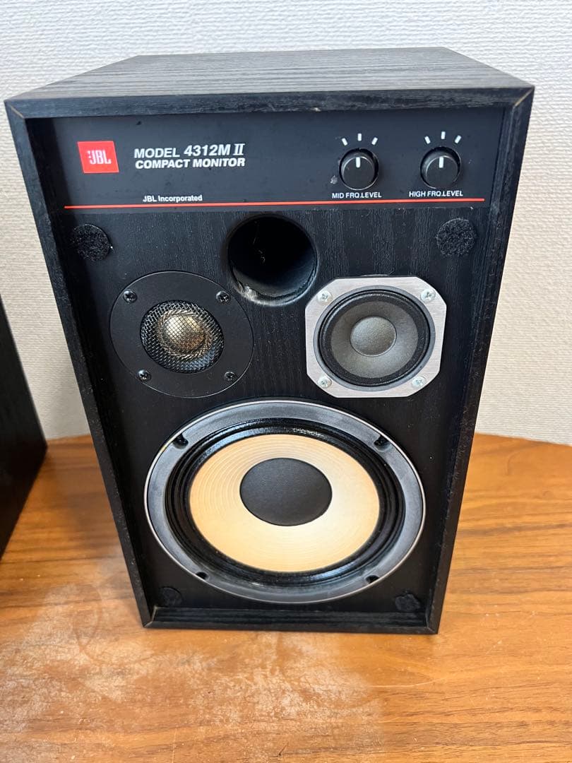 ル*イ様 中古　美品　JBL 4312MⅡ COMPACT MONITOR
