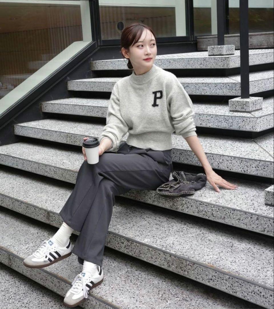 polaura ポローラ モックネックロゴニット