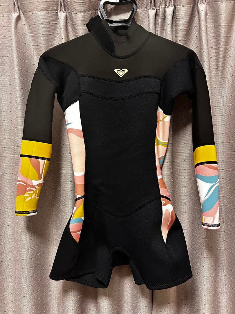 【新品未使用】ROXY ウェットスーツ レディース Mサイズ