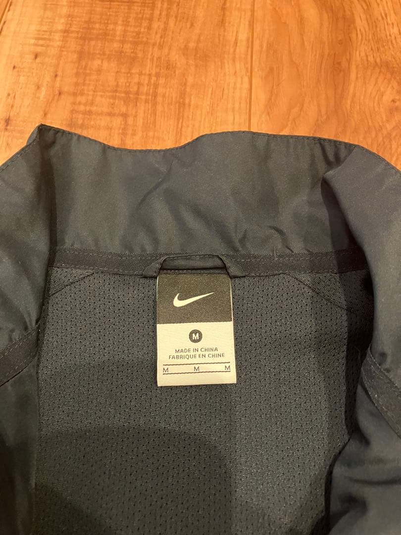 アーセナルFC NIKE ナイロンジャケット 古着　Mビンテージ　ナイキ