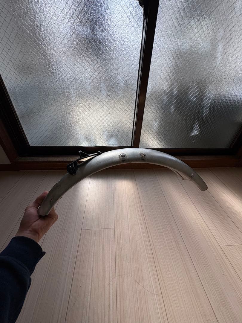 sr400 アップフェンダー